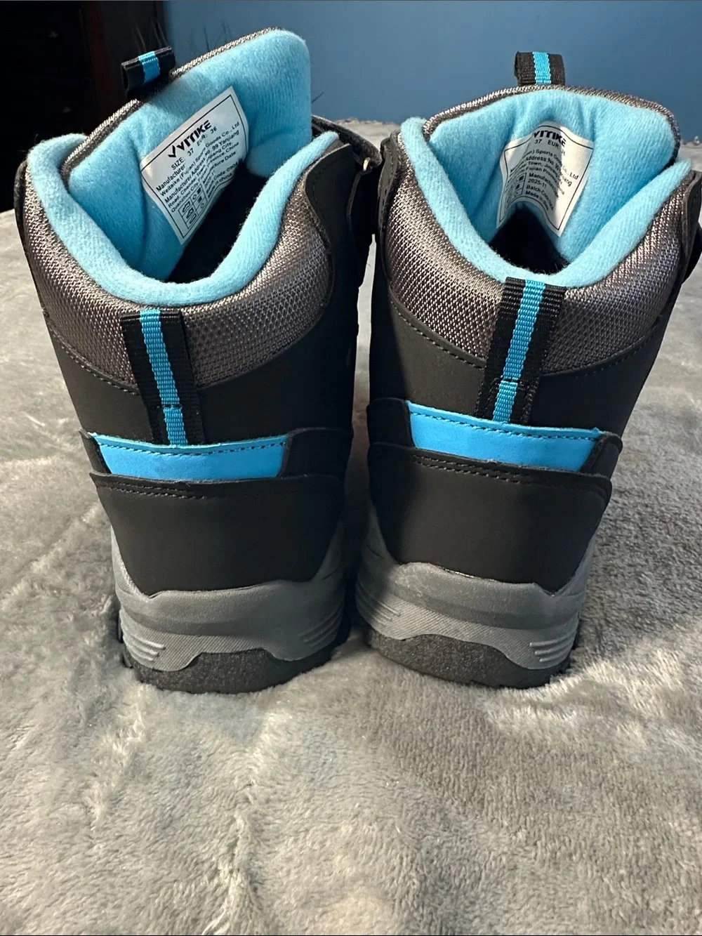 NWOT VITIKE Hiking Snow Boots Sz 37 or US 5-5.5 BOYS